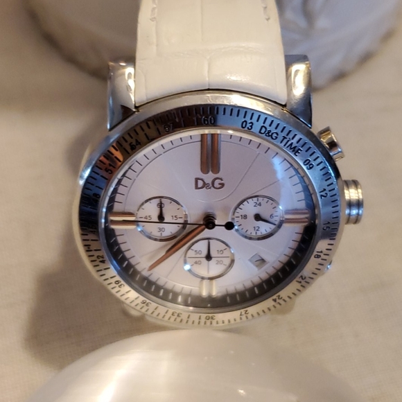 D&G leather watch authentic - Picture 4 of 4